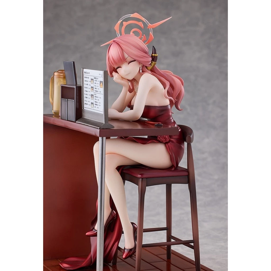 Solarain 1/7 蔚藍檔案 Blue Archive 亞瑠（禮服） 回憶大廳Ver.輪播圖