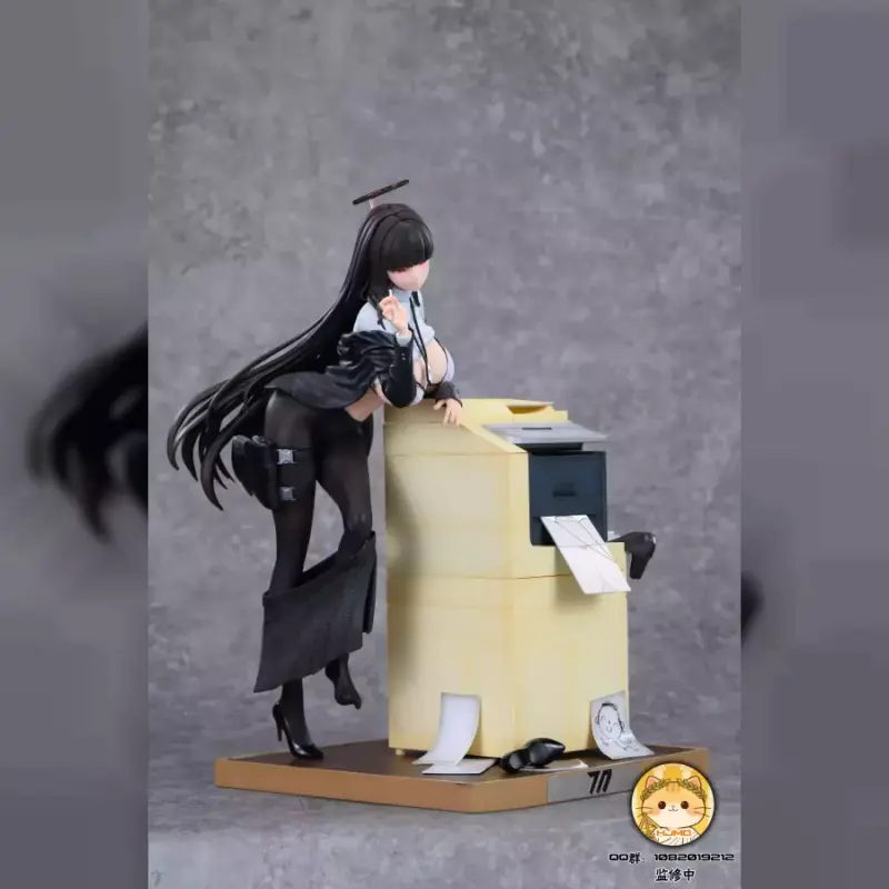 HJMD-Studio > 蔚藍檔案 > 1/4 調月莉音輪播圖